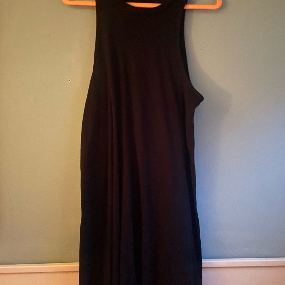 Elegant Black Sleeveless Dress